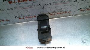 Used Electric window switch Lexus IS (E2) 200 2.0 24V Price on request offered by Autodemontage M.J. Rutte B.V.