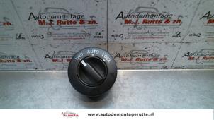 Used Controlled-slip differential switch Nissan X-Trail (T30) 2.2 dCi 16V 4x2 Price on request offered by Autodemontage M.J. Rutte B.V.