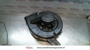 Używane Silnik wentylatora nagrzewnicy Volkswagen Polo IV (9N1/2/3) 1.4 16V Cena na żądanie oferowane przez Autodemontage M.J. Rutte B.V.
