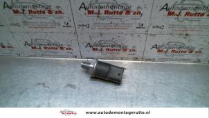 Used Fuel pressure sensor Fiat Doblo Cargo (223) 1.9 JTD Price on request offered by Autodemontage M.J. Rutte B.V.