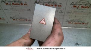 Used Panic lighting switch Opel Signum (F48) 3.0 CDTI V6 24V Price on request offered by Autodemontage M.J. Rutte B.V.