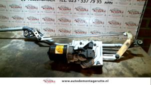 Usagé Moteur + mécanisme d'essuie glace Renault Scénic II (JM) 1.4 16V Prix sur demande proposé par Autodemontage M.J. Rutte B.V.