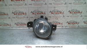 Used Spotlight, left Renault Clio III (BR/CR) 1.6 16V Price on request offered by Autodemontage M.J. Rutte B.V.
