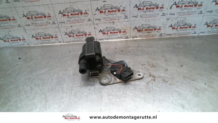Gebrauchte Zündspule Volvo S70 2.5 20V Preis auf Anfrage angeboten von Autodemontage M.J. Rutte B.V.