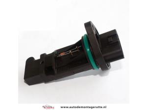 New Air mass meter Nissan Micra (K11) 1.0 16V Price € 50,00 Inclusive VAT offered by Autodemontage M.J. Rutte B.V.