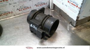 Usados Medidor de flujo de aire Nissan Primera (P12) 1.9 dCi Precio de solicitud ofrecido por Autodemontage M.J. Rutte B.V.
