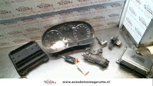 Used Set of cylinder locks (complete) Volkswagen Polo IV (9N1/2/3) 1.4 TDI 70 Price on request offered by Autodemontage M.J. Rutte B.V.