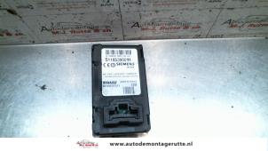 Used Card reader (lock) Renault Scénic II (JM) 1.6 16V Price on request offered by Autodemontage M.J. Rutte B.V.