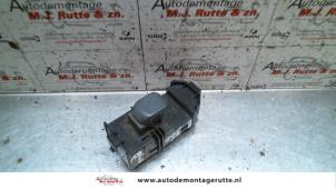 Used Electric window switch Toyota Prius (NHW11L) 1.5 16V Price on request offered by Autodemontage M.J. Rutte B.V.