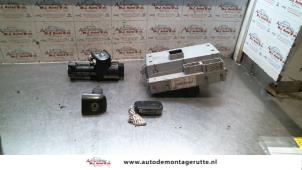 Gebrauchte Schlossset Zylinder (komplett) Lancia Musa 1.9 JTD Preis auf Anfrage angeboten von Autodemontage M.J. Rutte B.V.
