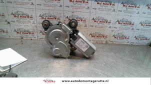 Usados Motor de limpiaparabrisas detrás Lancia Musa 1.9 JTD Precio de solicitud ofrecido por Autodemontage M.J. Rutte B.V.