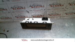Used Clock Peugeot 807 2.2 HDiF 16V Price on request offered by Autodemontage M.J. Rutte B.V.