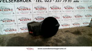Used Tank cap cover Chrysler Voyager/Grand Voyager (RG) 2.4 16V Price on request offered by Autodemontage M.J. Rutte B.V.