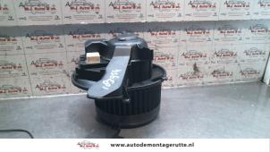 Used Heating and ventilation fan motor Volvo S80 (TR/TS) 2.4 SE 20V 170 Price on request offered by Autodemontage M.J. Rutte B.V.