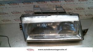 Used Headlight, right Ssang Yong Musso 2.9D Price on request offered by Autodemontage M.J. Rutte B.V.
