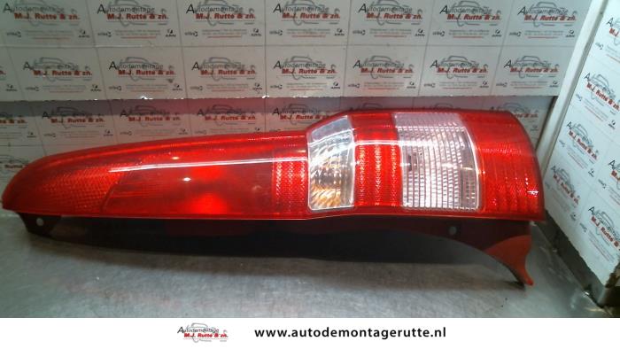 Taillight, right from a Fiat Panda (169) 1.1 Fire 2004