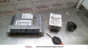 Used Ignition lock + key BMW 3 serie Compact (E46/5) 316ti 16V Price on request offered by Autodemontage M.J. Rutte B.V.