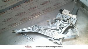 Used Window mechanism 4-door, front left Opel Signum (F48) 2.2 direct 16V Price on request offered by Autodemontage M.J. Rutte B.V.