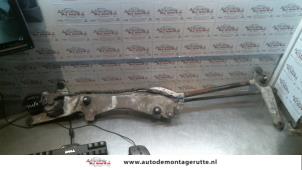 Used Wiper motor + mechanism Toyota Prius (NHW11L) 1.5 16V Price on request offered by Autodemontage M.J. Rutte B.V.