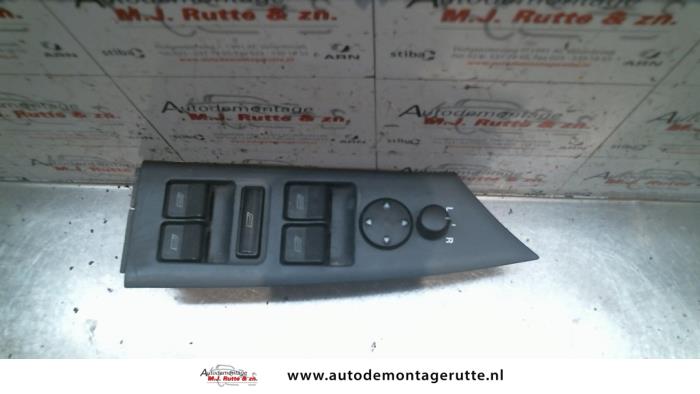 Usados Interruptor combinado de ventanillas Audi A8 (D2) 3.7 32V Precio de solicitud ofrecido por Autodemontage M.J. Rutte B.V.