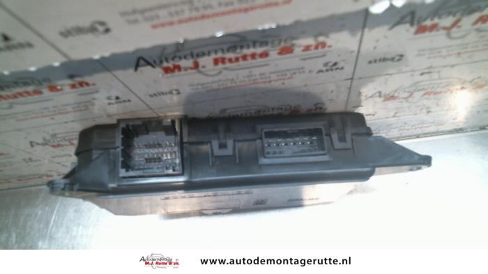 Comfort Module from a Alfa Romeo 159 (939AX) 2.2 JTS 16V 2007