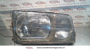 Used Headlight, right Mercedes S (W126) 280 SE,SEL Price on request offered by Autodemontage M.J. Rutte B.V.