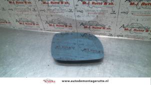 Used Mirror glass, right Audi A8 (D2) 4.2 V8 32V Quattro Price on request offered by Autodemontage M.J. Rutte B.V.