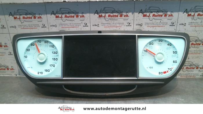 Odometer KM from a Fiat Ulysse (179) 2.0 16V 2003
