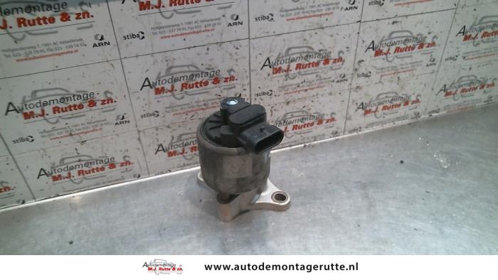 Gebrauchte AGR Ventil Opel Vectra B Caravan (31) 2.5 V6 24V Preis auf Anfrage angeboten von Autodemontage M.J. Rutte B.V.