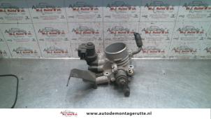 Used Throttle body Kia Rio (DC22/24) 1.5 RS,LS 16V Price on request offered by Autodemontage M.J. Rutte B.V.