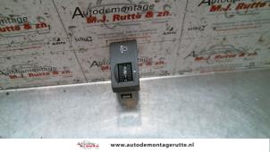 Used AIH headlight switch Kia Picanto (TA) 1.0 12V Price on request offered by Autodemontage M.J. Rutte B.V.
