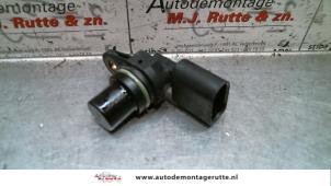 Used Camshaft sensor Volkswagen Fox (5Z) 1.2 Price on request offered by Autodemontage M.J. Rutte B.V.