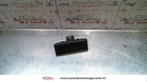 Used Rain sensor Volkswagen Touran (1T1/T2) 2.0 FSI 16V Price on request offered by Autodemontage M.J. Rutte B.V.