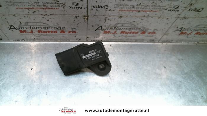 Mapping sensor (intake manifold) from a Fiat Grande Punto (199) 1.4 16V 2006