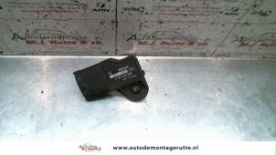 Used Mapping sensor (intake manifold) Fiat Grande Punto (199) 1.4 16V Price on request offered by Autodemontage M.J. Rutte B.V.