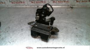 Used Tailgate lock mechanism Kia Picanto (BA) 1.0 12V Price on request offered by Autodemontage M.J. Rutte B.V.