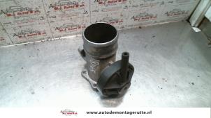 Usados Cuerpo de válvula de mariposa Mercedes Vaneo (W414) 1.7 CDI 16V Precio de solicitud ofrecido por Autodemontage M.J. Rutte B.V.