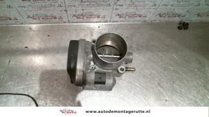 Used Throttle body Renault Grand Scénic II (JM) 2.0 16V Price on request offered by Autodemontage M.J. Rutte B.V.