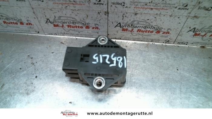 Steering angle sensor from a Mercedes-Benz Vaneo (W414) 1.7 CDI 16V 2004