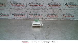 Used Heater resistor Mercedes Vaneo (W414) 1.7 CDI 16V Price on request offered by Autodemontage M.J. Rutte B.V.
