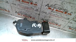 Used Central locking motor Daihatsu Terios (J1) 1.3 16V 4x4 Price on request offered by Autodemontage M.J. Rutte B.V.