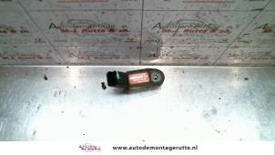 Used Mapping sensor (intake manifold) Peugeot 807 2.0 16V Price on request offered by Autodemontage M.J. Rutte B.V.