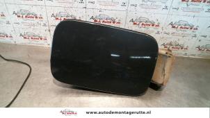 Used Tank cap cover Renault Grand Scénic II (JM) 2.0 16V Price on request offered by Autodemontage M.J. Rutte B.V.