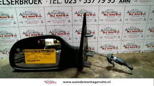 Used Wing mirror, left Citroen Saxo 1.1i X,SX Price on request offered by Autodemontage M.J. Rutte B.V.