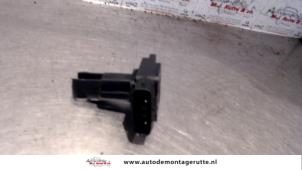 Used Airflow meter Toyota Yaris Verso (P2) 1.3 16V Price on request offered by Autodemontage M.J. Rutte B.V.