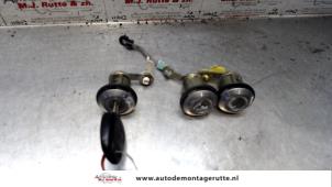 Used Door lock cylinder, right Toyota Yaris Verso (P2) 1.3 16V Price on request offered by Autodemontage M.J. Rutte B.V.