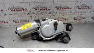 Usados Motor de limpiaparabrisas detrás Seat Ibiza III (6L1) 1.2 12V Precio de solicitud ofrecido por Autodemontage M.J. Rutte B.V.