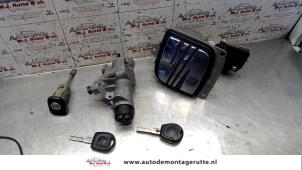 Gebrauchte Zündschloss + Schlüssel Seat Ibiza III (6L1) 1.2 12V Preis auf Anfrage angeboten von Autodemontage M.J. Rutte B.V.