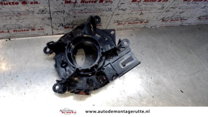 Airbagring from a BMW 3 serie Touring (E46/3) 318i 2002