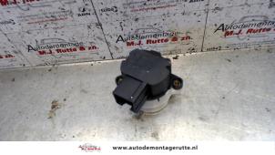 Used Ignition switch Volvo V70 (SW) 2.4 T 20V Price on request offered by Autodemontage M.J. Rutte B.V.